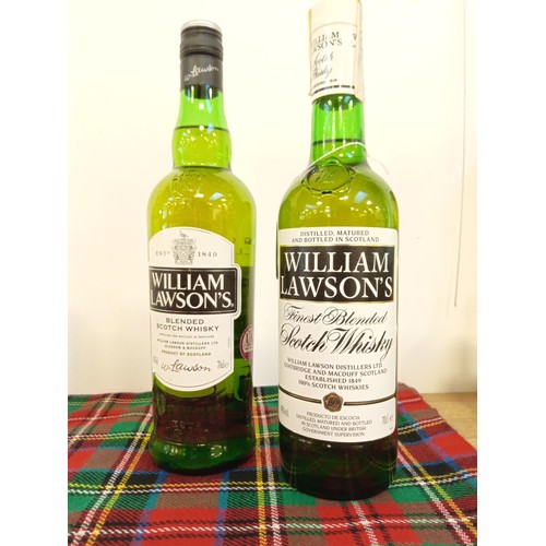 45 - 2 Bottles of whisky William Lawson's blended scotch whisky 40 vol 70cl & William Lawson's finest ble... 