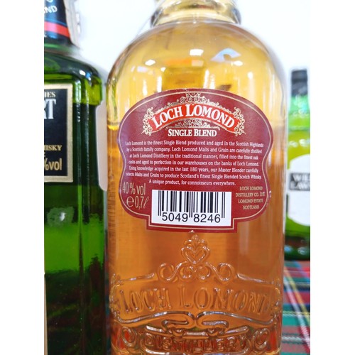 50 - Passport Scotch whisky 40 vol 70cl & Loch Lomond single blend 0.7L 40 vol