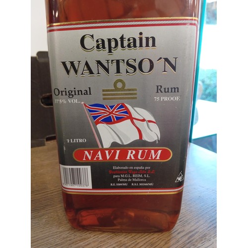 52 - Lamb' Navy Rum imported 1L 43 vol, Captain Wantso'n original rum 1L 35 vol & House of Peers decanter... 