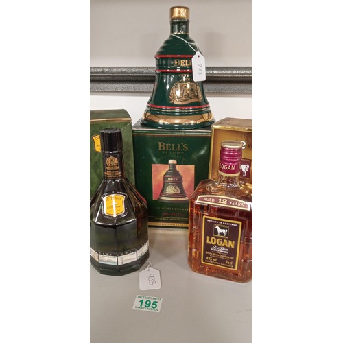 195 - Bells Christmas 93 decanter, Logan deluxe whisky 43 vol 75cl & Cutty Sark 12 year old out by the cap... 