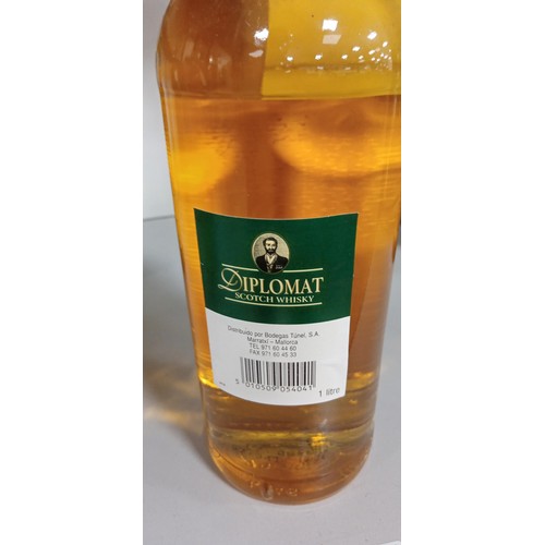 203 - Diplomat scotch whisky 1L 40 vol