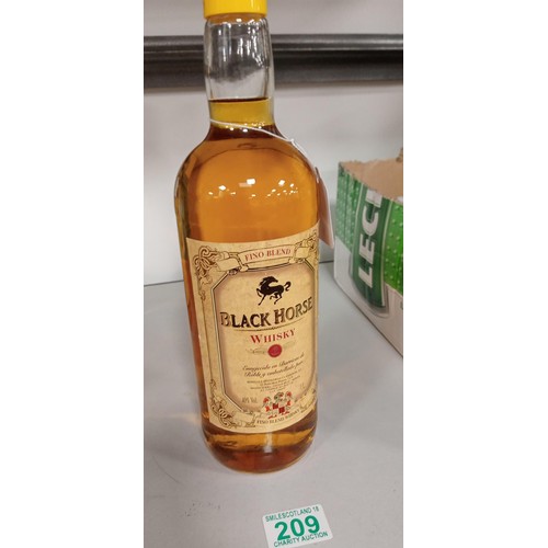 209 - Black Horse whisky fino blend 40 vol 1L