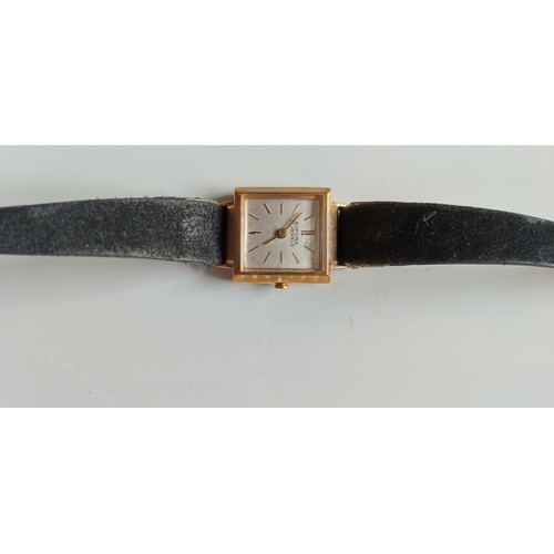 259 - Selection of jewellery & watches