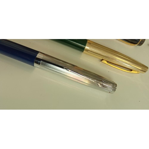 265 - Selection of vintage pens to include PaperMate, Queensway, Vis Pen and more