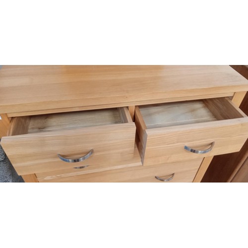 8 - 2 over 3 oak chest of drawers with matching bevelled separate mirror