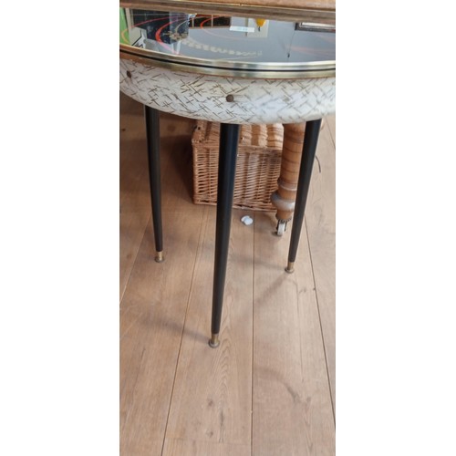 58 - Vintage tripod side table