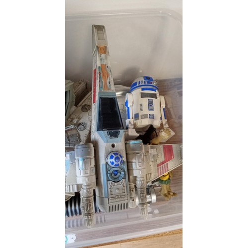 140 - Box of Star Wars figures R2D2, 1990- 2000