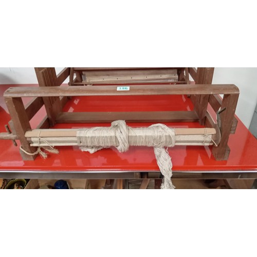 196 - Vintage Harris loom with accessories