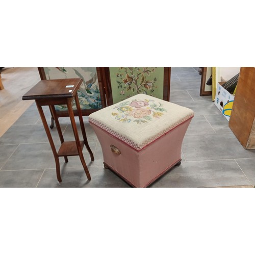 256 - Tapestry stool and wooden occasional lamp table