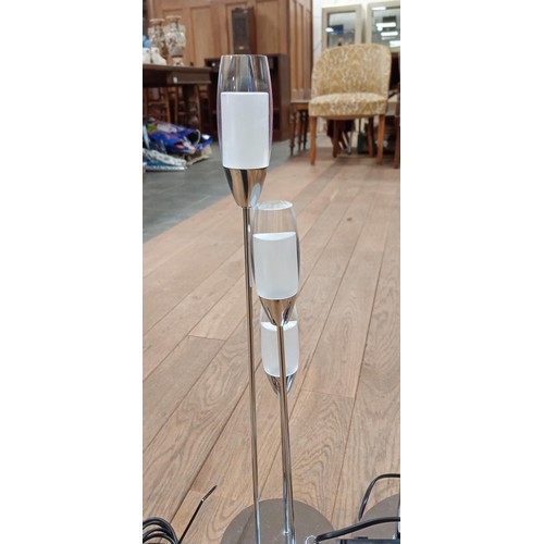 286 - Modern floor lamp plus matching table lamp