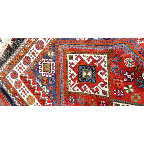 59 - Handmade Shiraz Asian rug tribal theme 260cm x 156cm approx