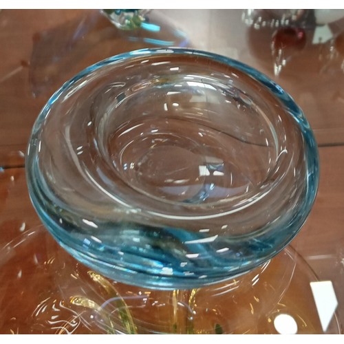 76 - 3 pieces of 1970`s decorative glass