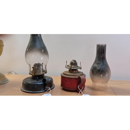 80 - Selection of vintage oil lamps