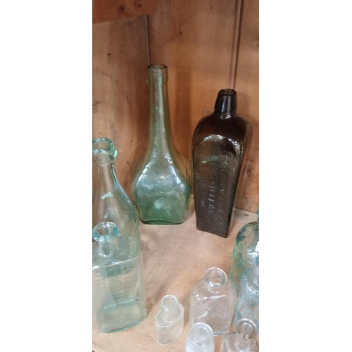 160 - Selection of collectable bottles plus ceramic jar