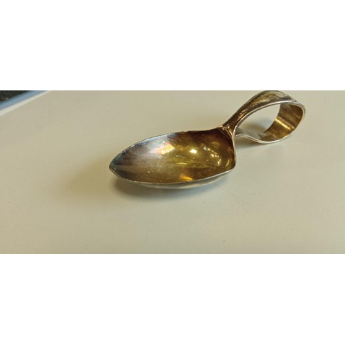 4 - Silver hallmarked baby feeder both spoon and pusher have been engraved in original box