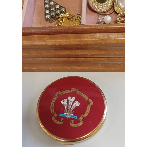 36 - Wooden jewellery box with what appears to be costume jewellery