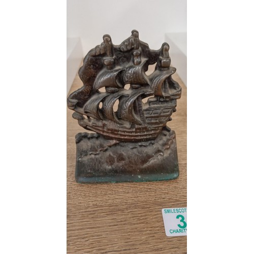 30 - Metal Galleon book ends