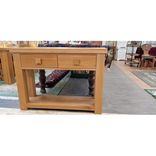 160 - Oak 2 drawer console table 1m x 55cm D x 81cm H approx.