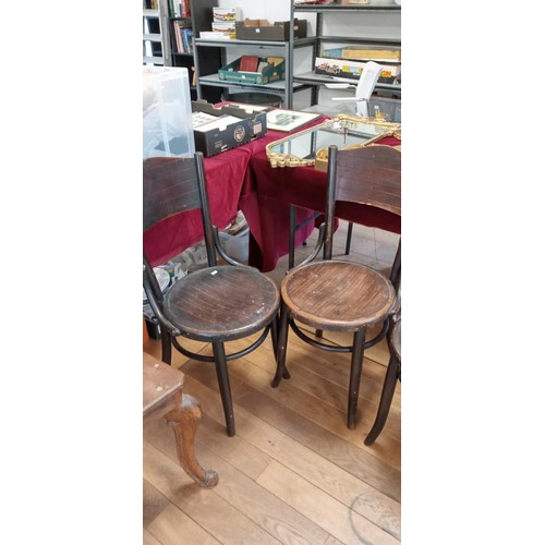 166 - 4 Bentwood chairs