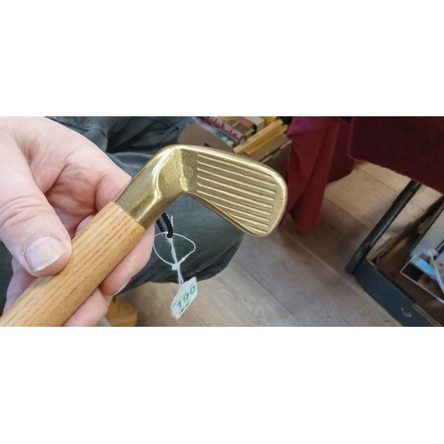 190 - Golf club shoe horn