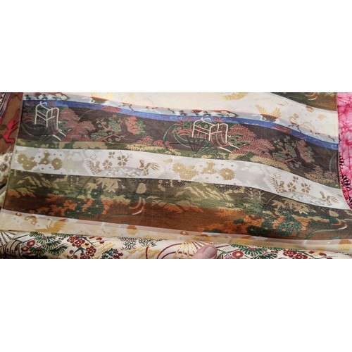 209 - 5 roll ends Oriental style fabric