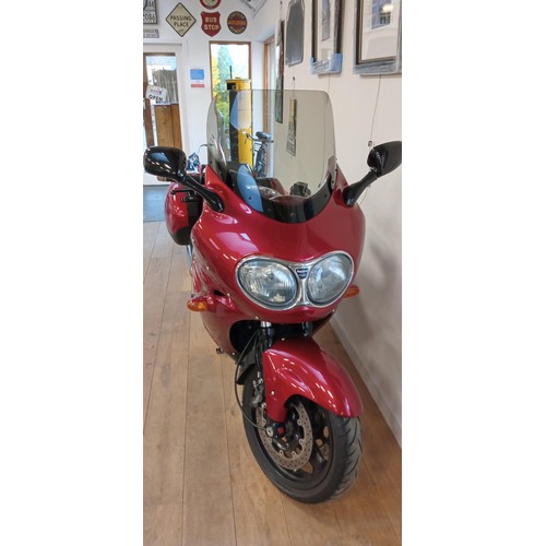 9 - Triumph Trophy 1200 motorcycle, factory panniers, full Triumph service history, 27,000 miles full MO... 