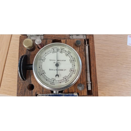 39 - Vintage No 18795 Elliott speed indicator in original box with accessories and manual