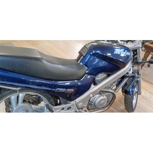 63 - 1989 Honda Revere 600 motorcycle. This motorbike comes with 1 key, Only 10% premium.