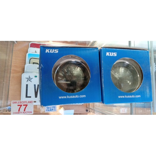 77 - Kus gauges to include oil, battery, temperature & speedometer all brand new still in boxes