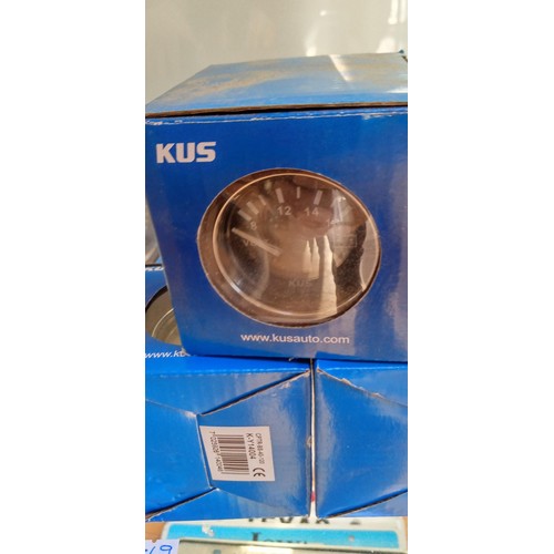 77 - Kus gauges to include oil, battery, temperature & speedometer all brand new still in boxes