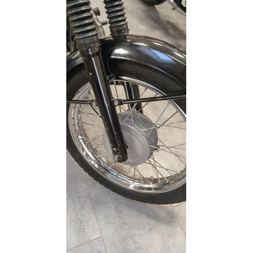 120 - Jawa 350 TS motorbike, 1987 starts easily, new cables, tyres, battery and shock absorbers.  Fitted w... 