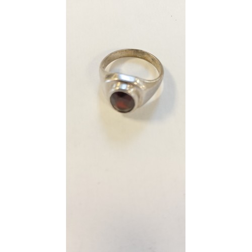 20 - White metal ring with red stone size N 1/2 approx.