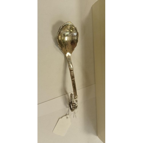 100 - Georg Jensen hallmarked sterling silver Denmark 41 caddy spoon comes in Georg Jensen box