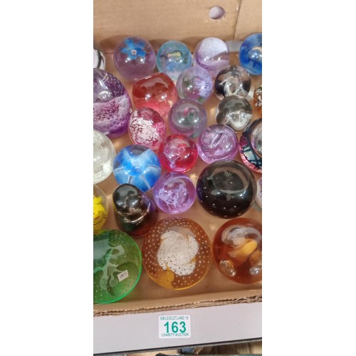 163 - Selection of collectable paperweights to include Caithness and more