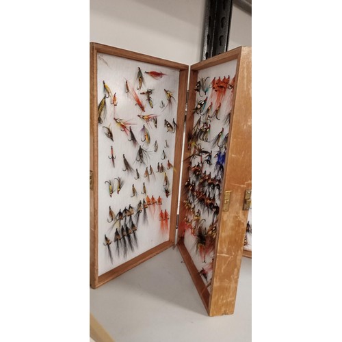 175 - Wooden box of flies for fly fishing