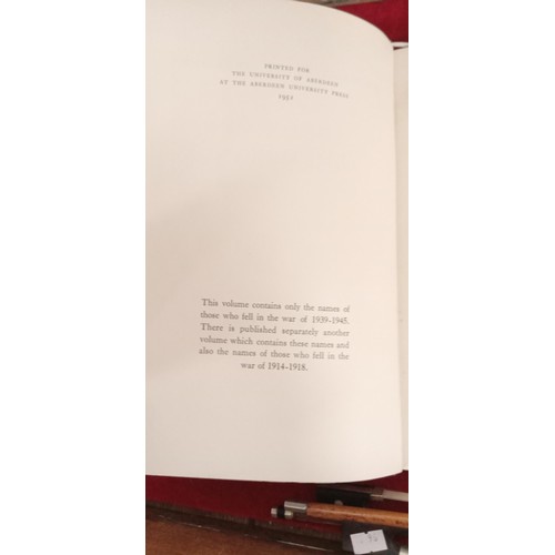 235 - University of Aberdeen book of Remembrance 1939-1945 printed Aberdeen University 1945 of people who ... 