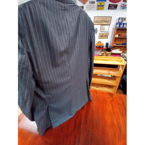 283 - Vintage Brioni 2-piece pin striped men's suit