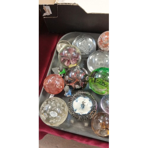 367 - Tray of paperweights