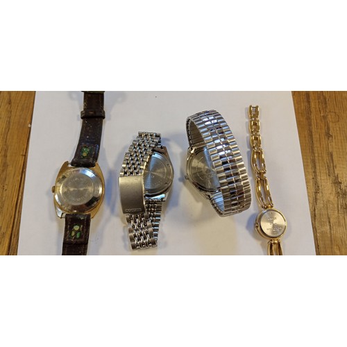 37 - Selection of vintage watches to include Timex and Seiko