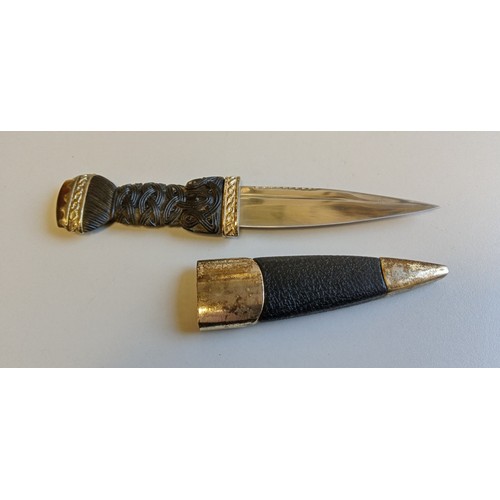 50 - Vintage Scottish Skean-Dhu dagger with sheath, ornate carved handle