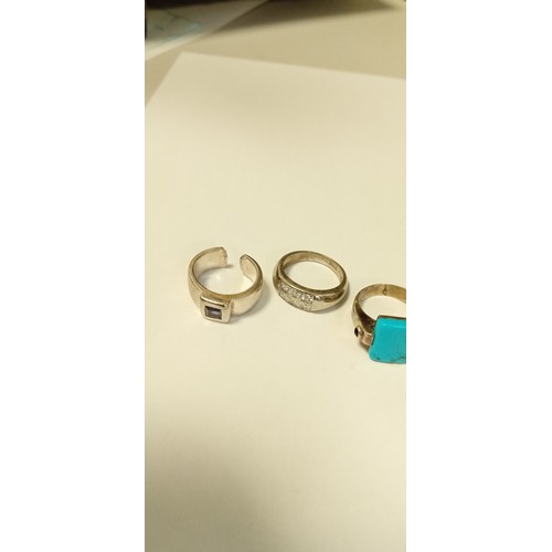 81 - 3 925 stamped mens rings with stones 26g approx