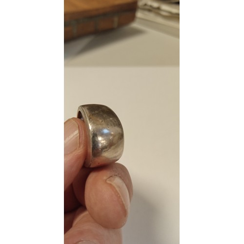 82 - 4 silver mens rings weighs 48g approx.