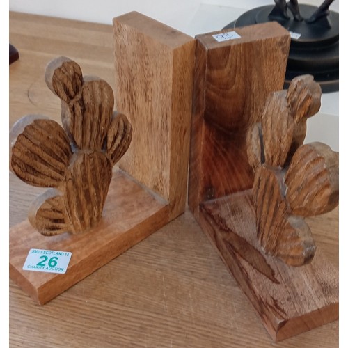 26 - Wooden catcus book ends