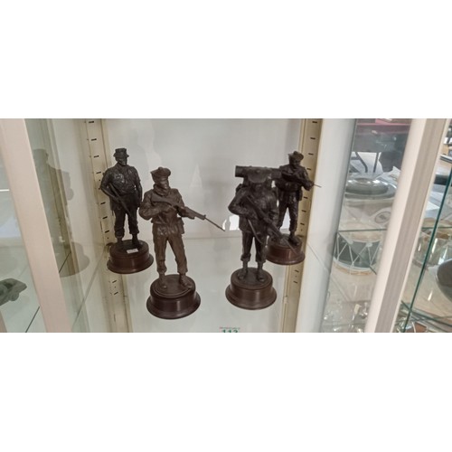 113 - 4 Peter Hicks resin soldier statues as found