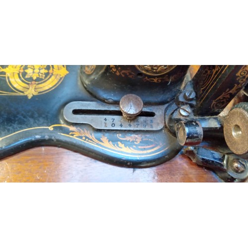 373 - Antique Singer 12K Fiddle base sewing machine with mahogany case