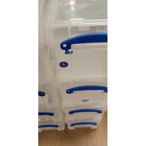 61 - 8x 3 litre The Really Useful Box containers/ boxes