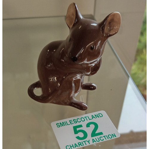 52 - Beswick dormouse