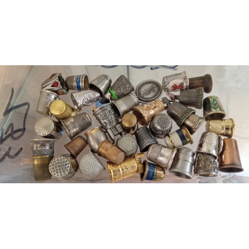 54 - Selection of metal thimbles