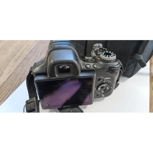 3 - Sony Optical zoom 20x DSC-HX1 2.8-5.2/5.0-100.0 camera with Sony case