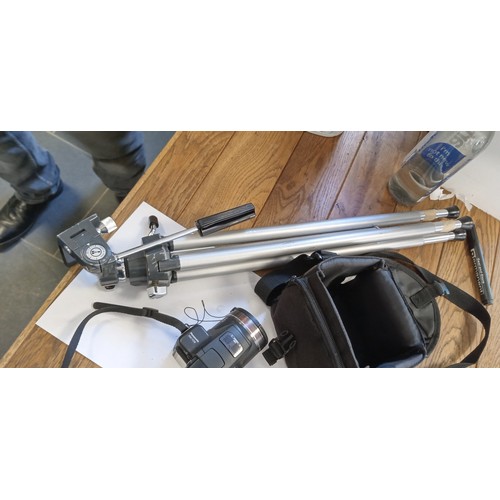17 - Lummix FZ38 HD panasonic DMC-FZ38 camera plus camera stand